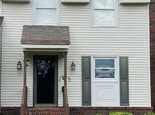 204 Meadowcrest Dr, Florence, AL 35630