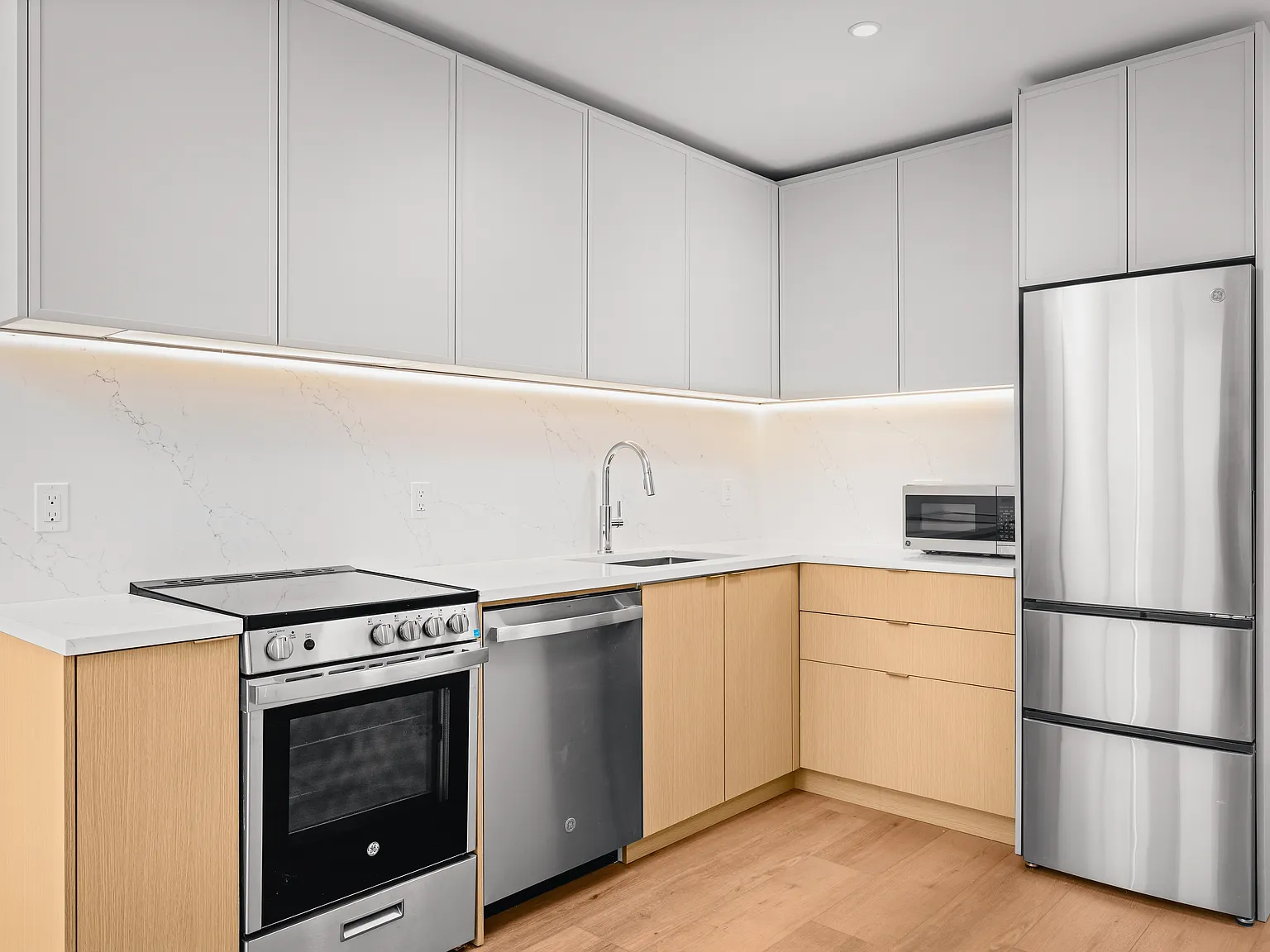 2900 Nostrand Avenue — Photo 3