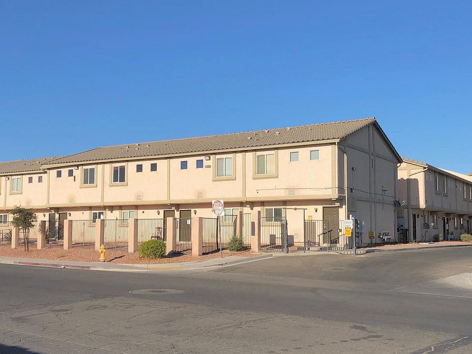 1st image of 2050 Betty Ln