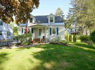 2312 Niskayuna Dr, Niskayuna, NY 12309