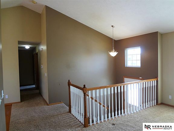 5th image of 16104 Cottonwood Ave