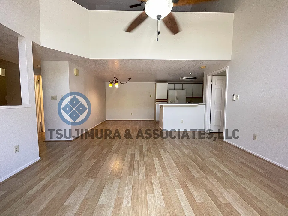 95-270 Waikalani Dr #C302