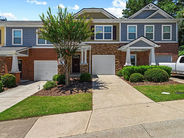 836 Arbor Gate Ln — Photo 1