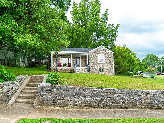 3rd image of 710 Hatcher Dr