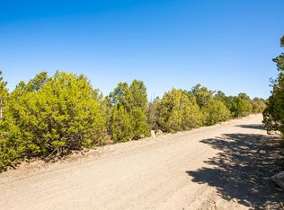 37 Ridge Dr NE, Cedar Crest, NM 87008