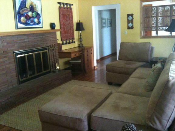 Living room 2