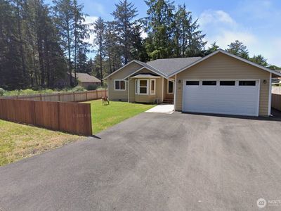 409 Snahapish Avenue SE, Ocean Shores, WA, 98569