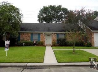 522 S French Quarter Dr, Houma, LA 70364