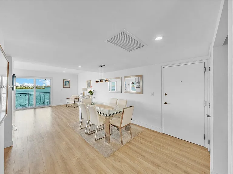 11111 Biscayne Blvd #5A — Photo 46