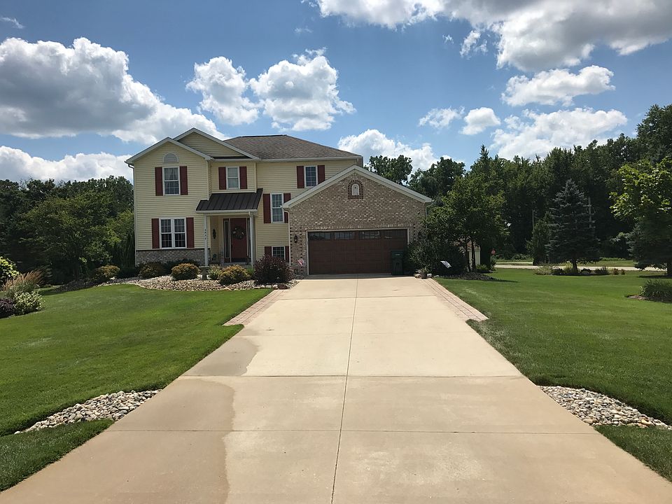 1st image of 4637 Gables Wood Way