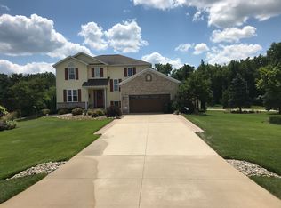 4637 Gables Wood Way, Webberville, MI 48892