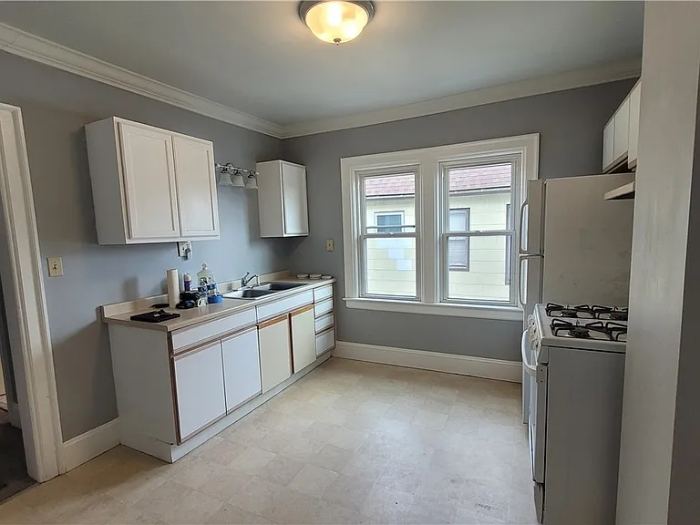 25 Richfield Ave — Photo 3