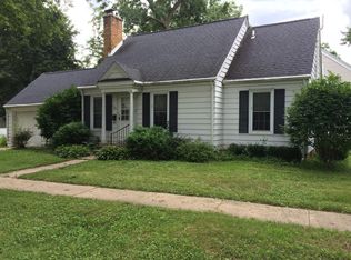 523 21st St NE, Cedar Rapids, IA 52402