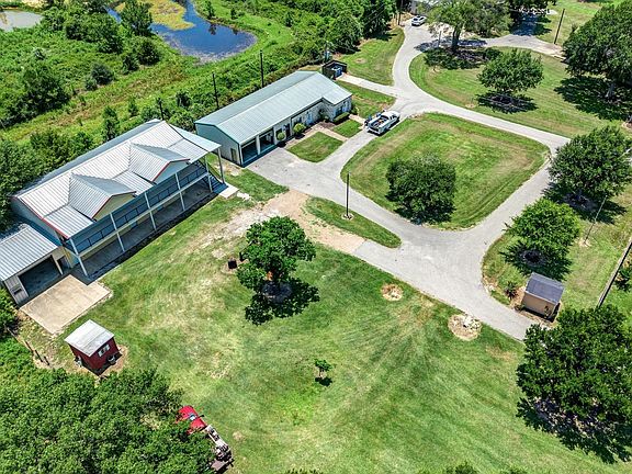 4th image of 37557 Meadowview Dr