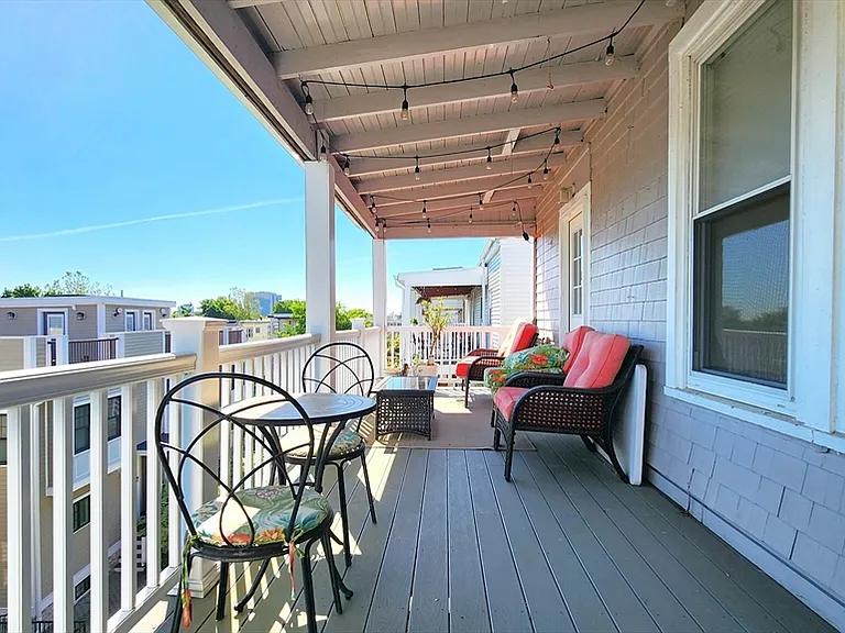 121 Heath St #2A — Photo 10