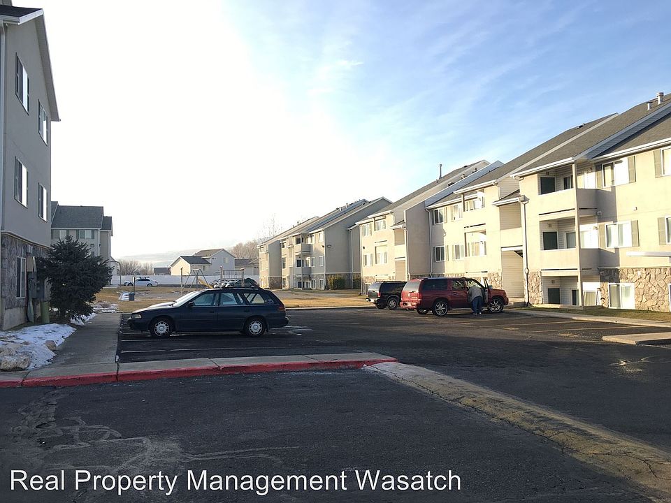 2nd image of 8051 W Copperfield Pl