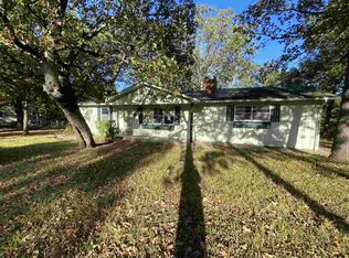 421 Howard Creek Rd, Midway, AR 72651