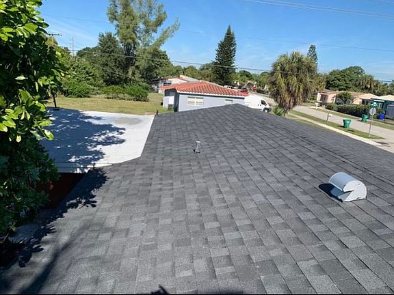 3rd image of 341 NW 30th Ter