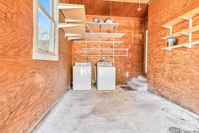 749 E Ashby Pl — Photo 19