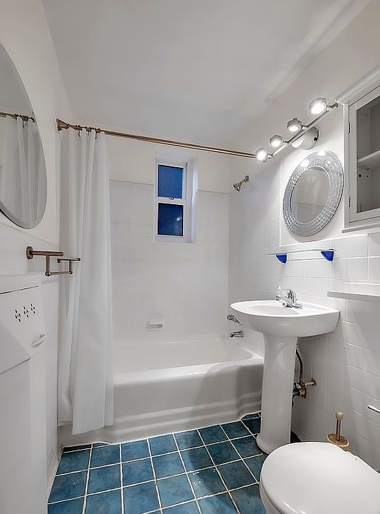 1st image of 6474 Saunders St APT 4A