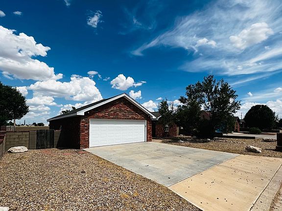 5th image of 1382 Oakwood Cir