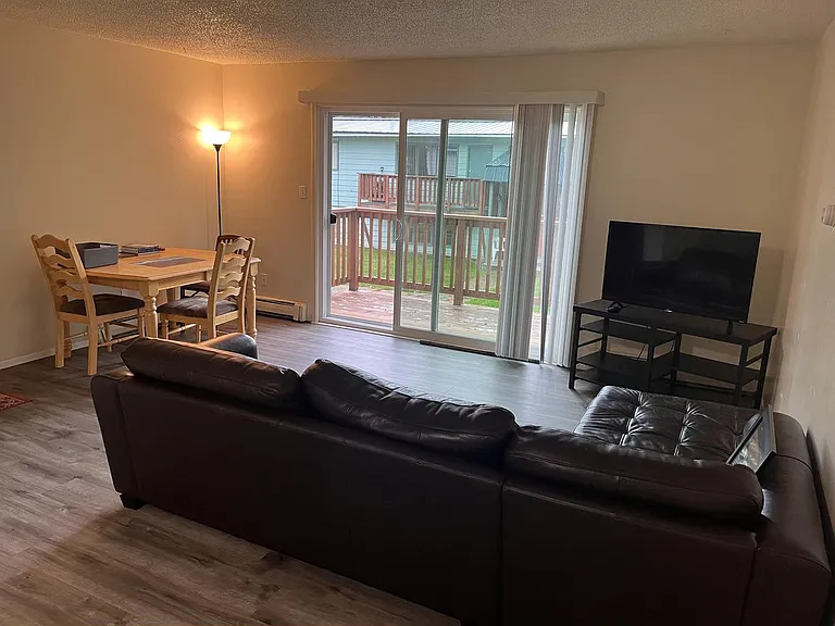 2232 Maudest Pl — Photo 9