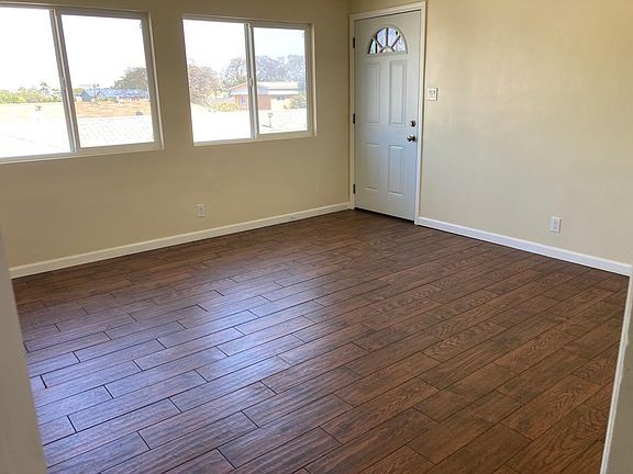 2nd image of 1533 W 80th St APT 4