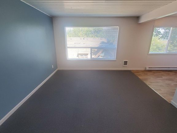2nd image of 4754 22nd Ave NE APT 4