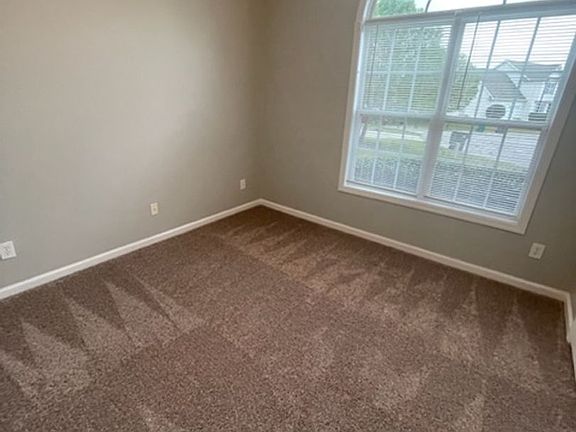 2nd image of 4417 Goldenrod Ct