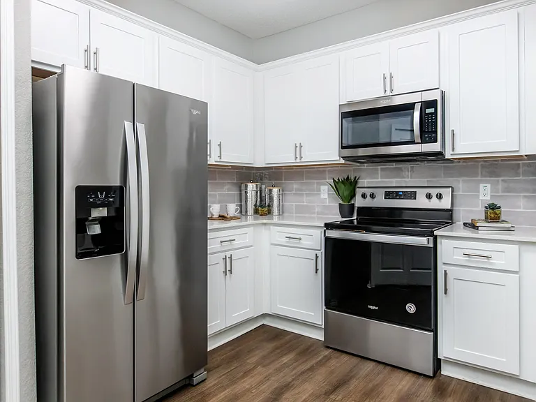 Registry at Windsor Parke — Photo 33