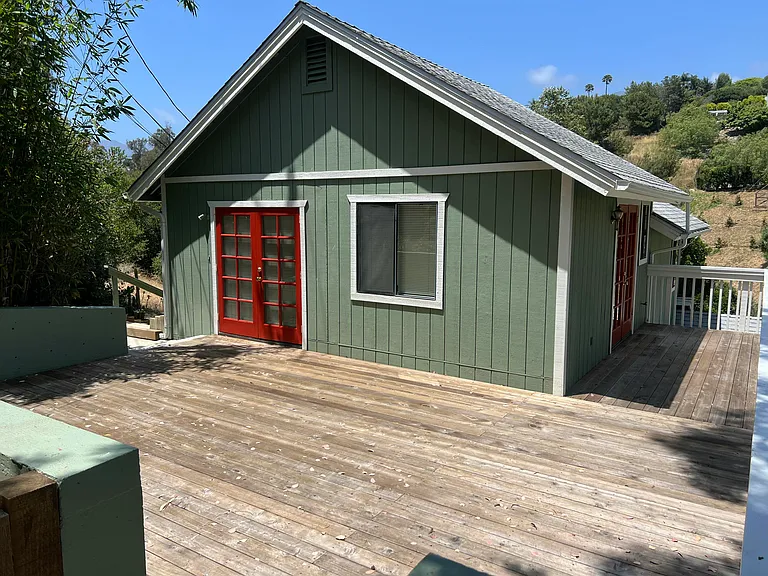 2201 Banner Ave #A — Photo 2