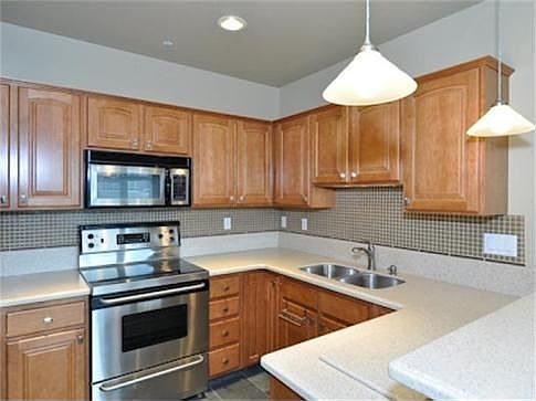 2nd image of 150 S 300 E APT 305