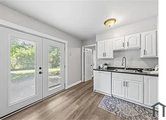 9838 Tanbark Ln — Photo 5