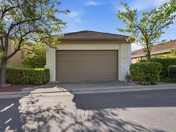 2nd image of 230 Lakeridge Way