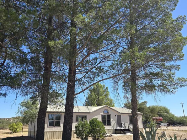 1461 N Pomerene Rd, Benson, AZ 85602