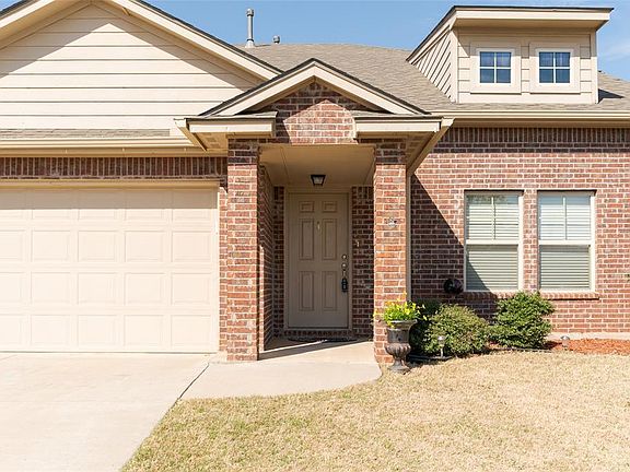 4th image of 2513 Ressie Ln