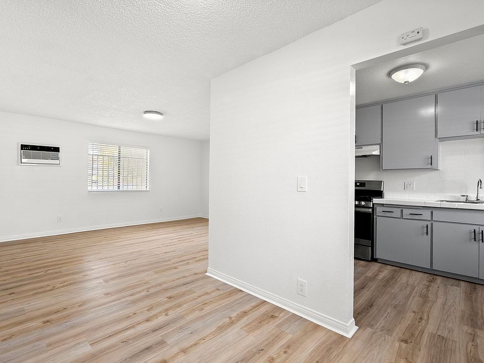 1st image of 10965 Wright Rd APT 5