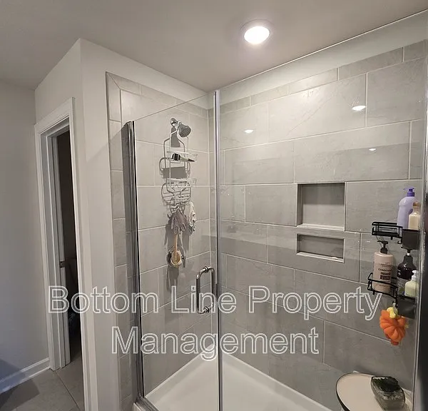 1221 Colgher St — Photo 45