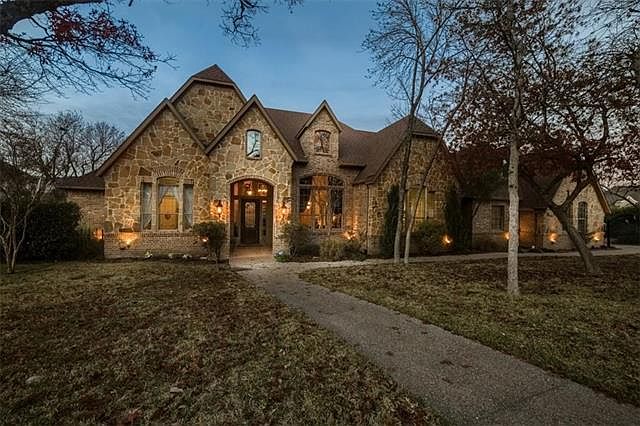 1st image of 401 Silver Canyon Ct