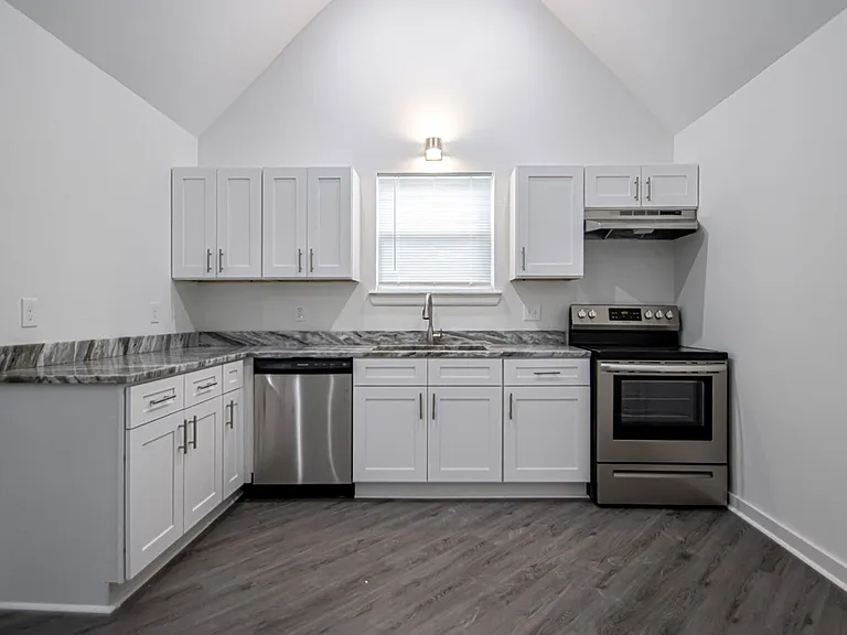 23 Towne Park Court — Photo 11