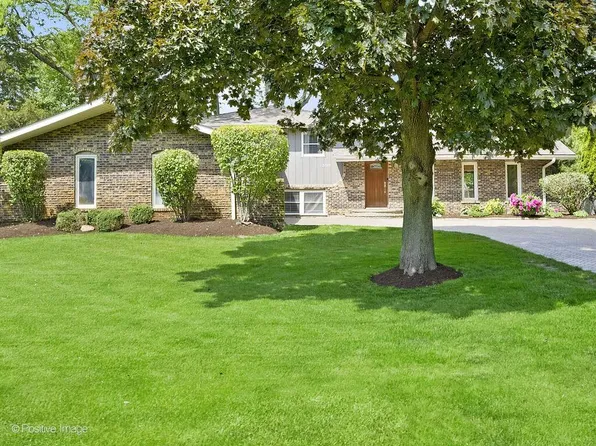 11S568 Book Rd, Naperville, IL 60564