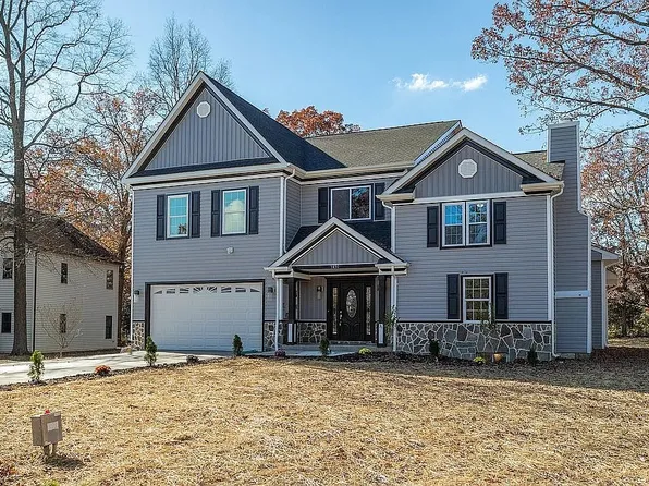 5430 Ruby Dr, Fairfax, VA 22030