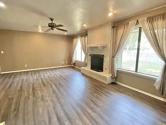 2056 Buggy Whip Ln — Photo 6