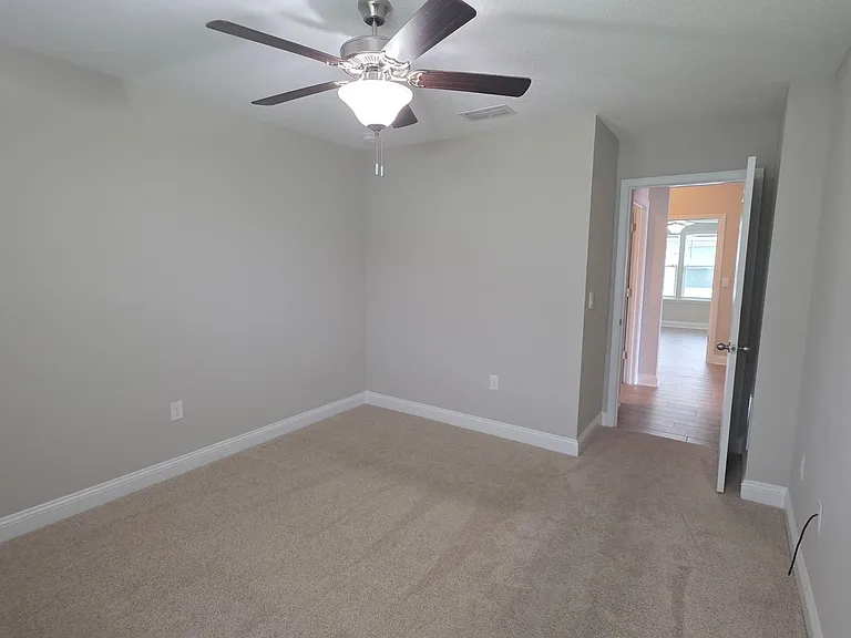 721 Narvarez Ave — Photo 14