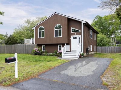 73 Gibbons Ave, Warwick, RI, 02889