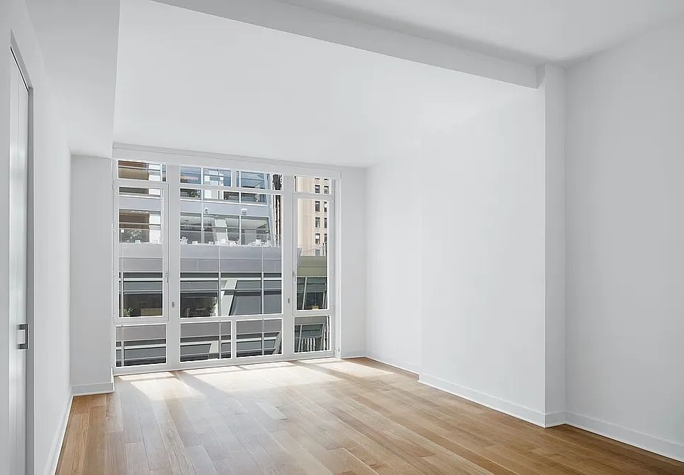 1st image of 1050 6th Ave #8B
