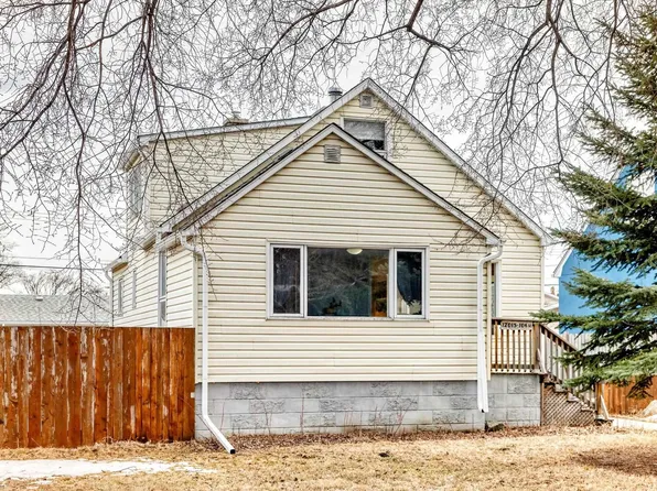 12015 104th St NW, Edmonton, AB T5G 2L5