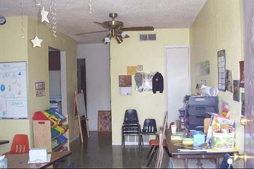 4th image of 11218 BAYWOOD DR