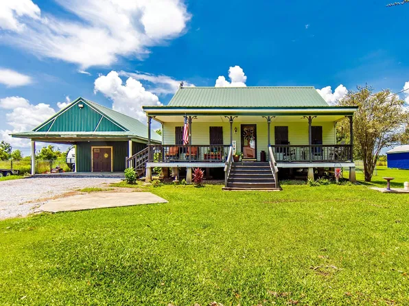 896 Aragon Rd, Montegut, LA 70377