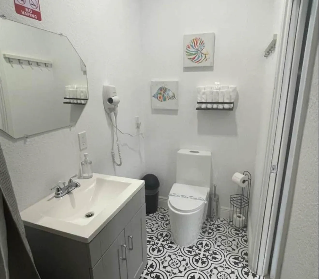3 bed, 1700 sqft, $2,700 — Photo 3